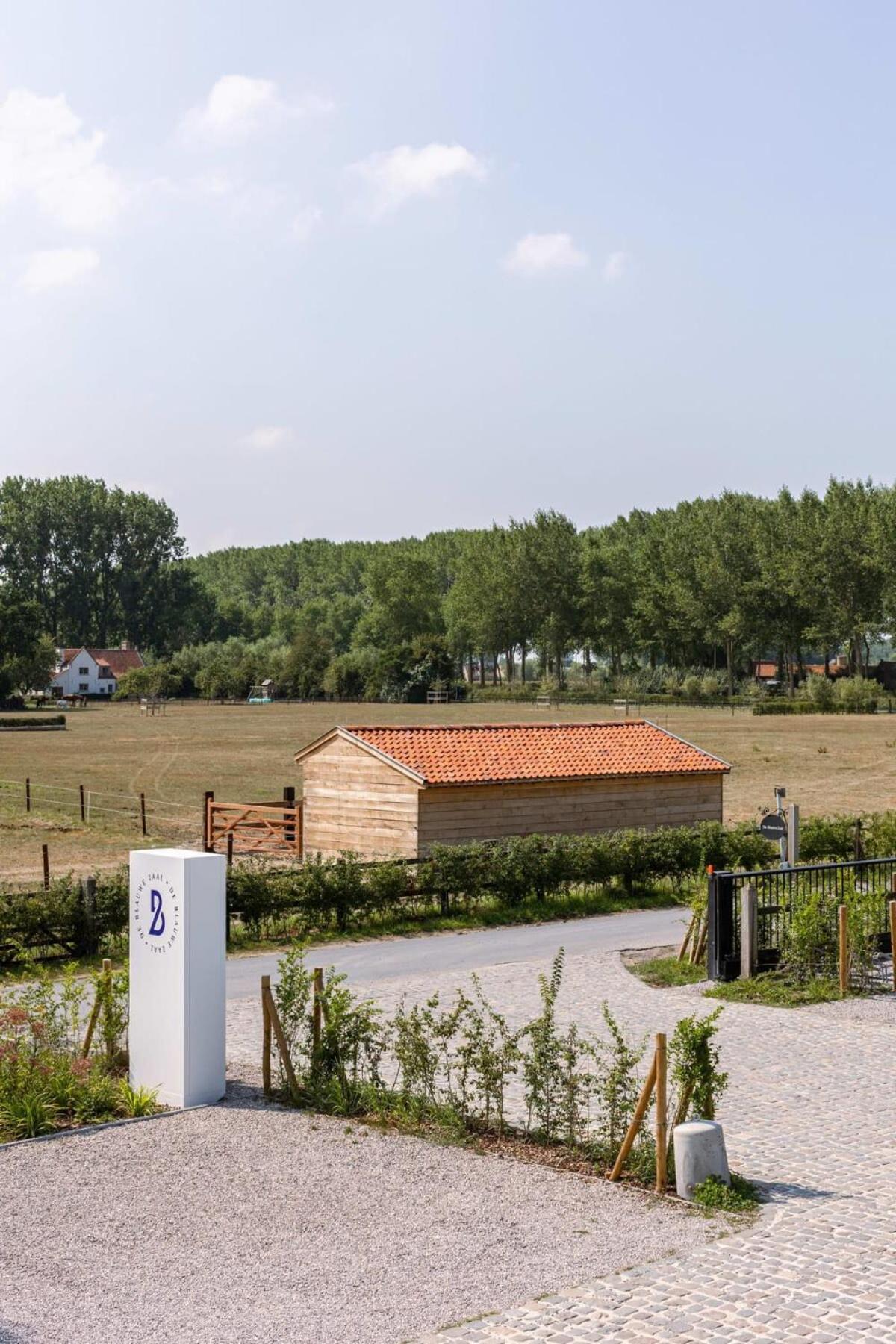 Huswell - Nadia - Family Room At Ranch "De Blauwe Zaal" Brujas Exterior foto